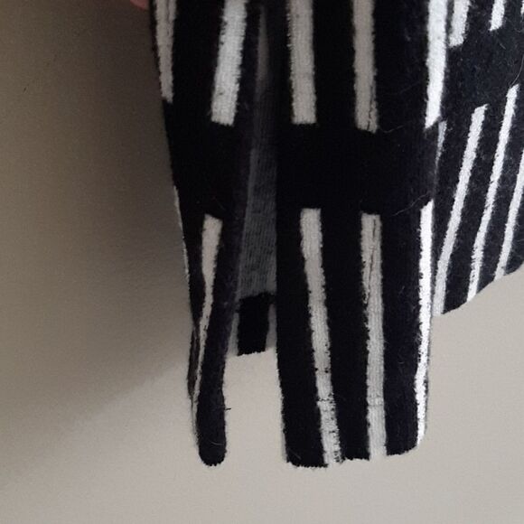 Marimekko black/white striped terry cover up - Picture 6 of 6